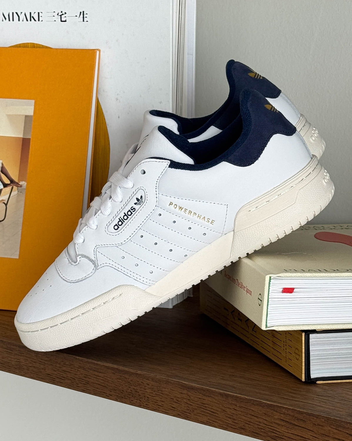 Adidas Powerphase