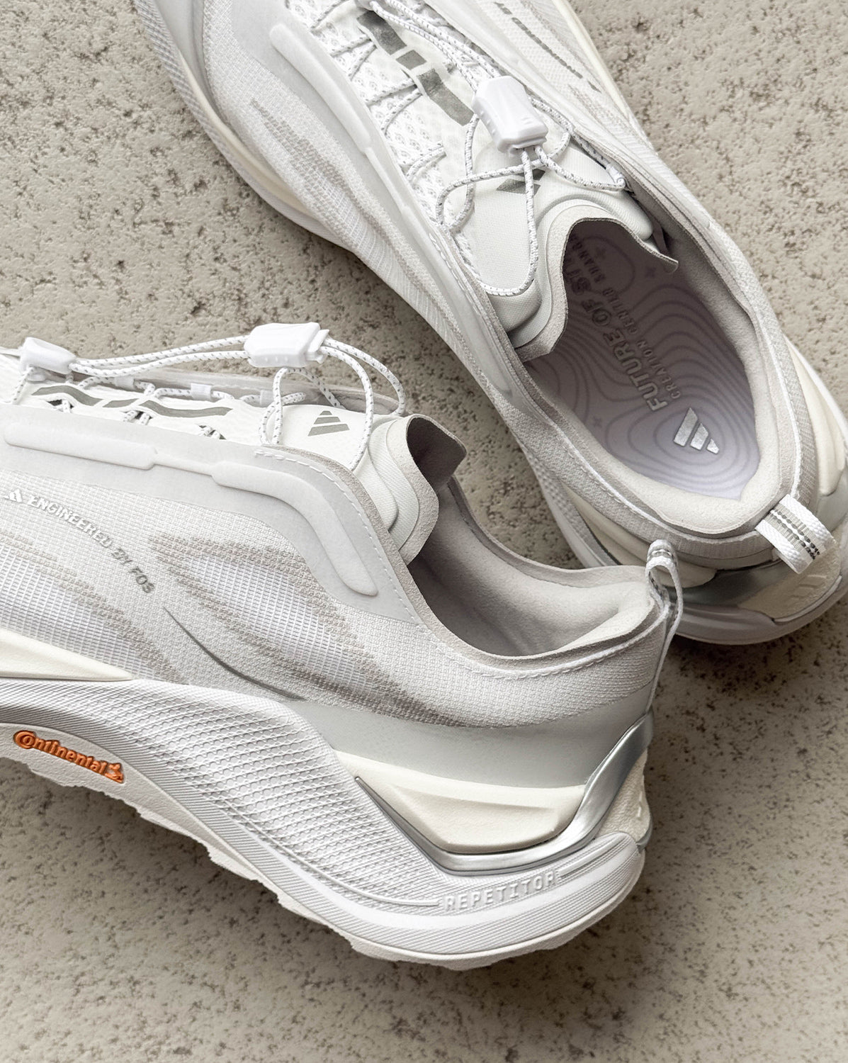 Adidas Holo Peak
