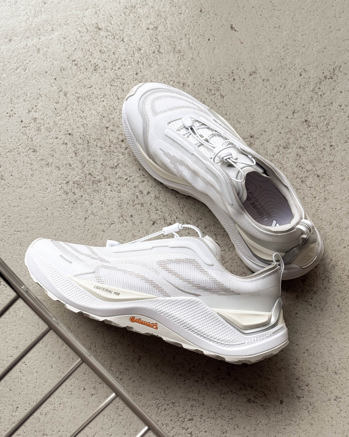 Adidas Holo Peak