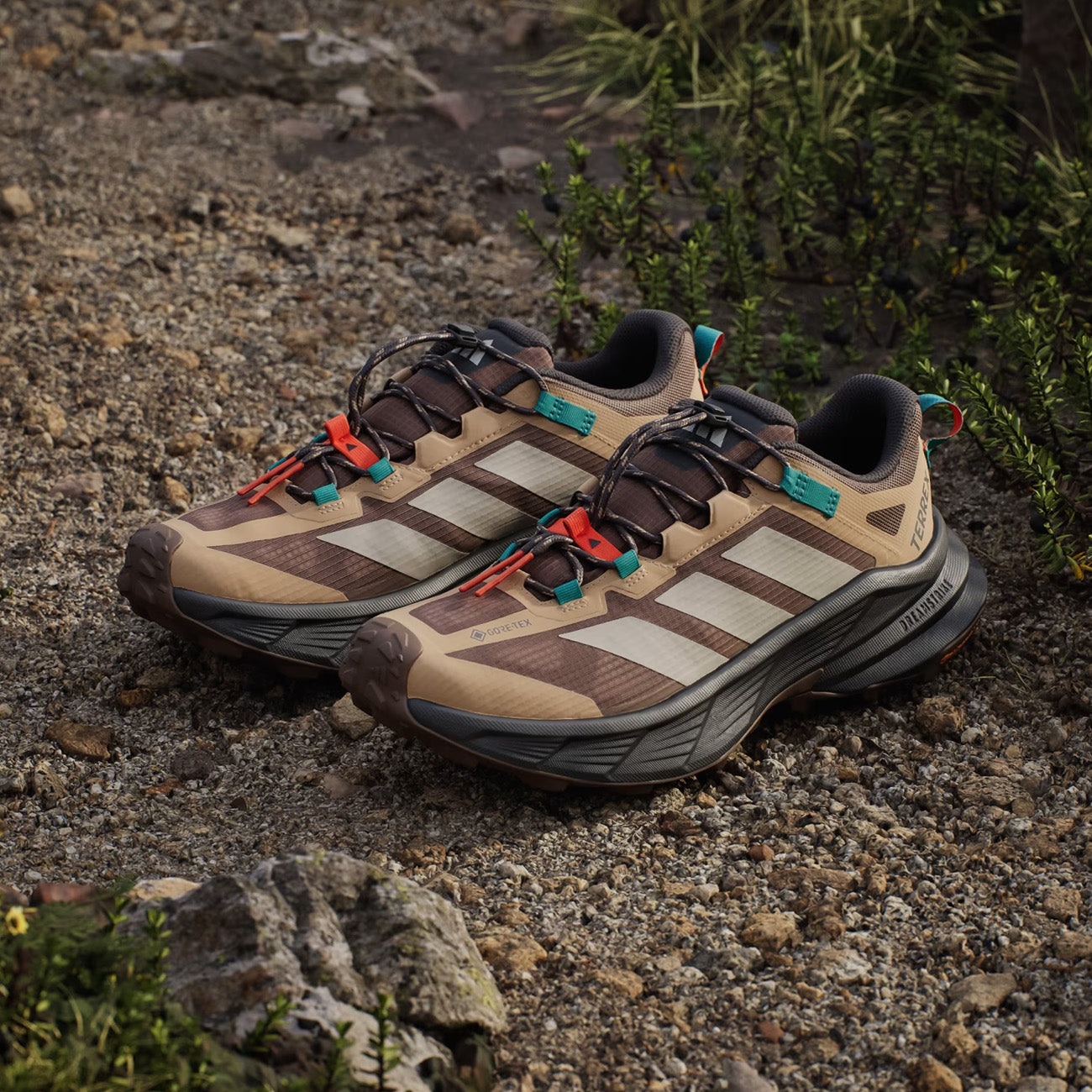 adidas Terrex Freehiker SL GTX Earth Strata Beige Pure Teal
