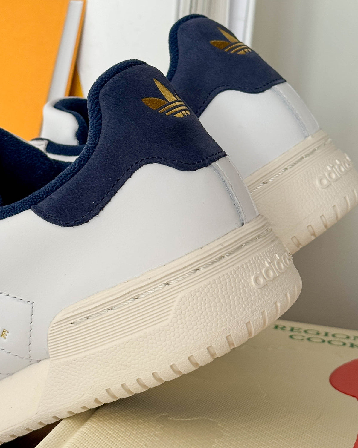 Adidas Powerphase