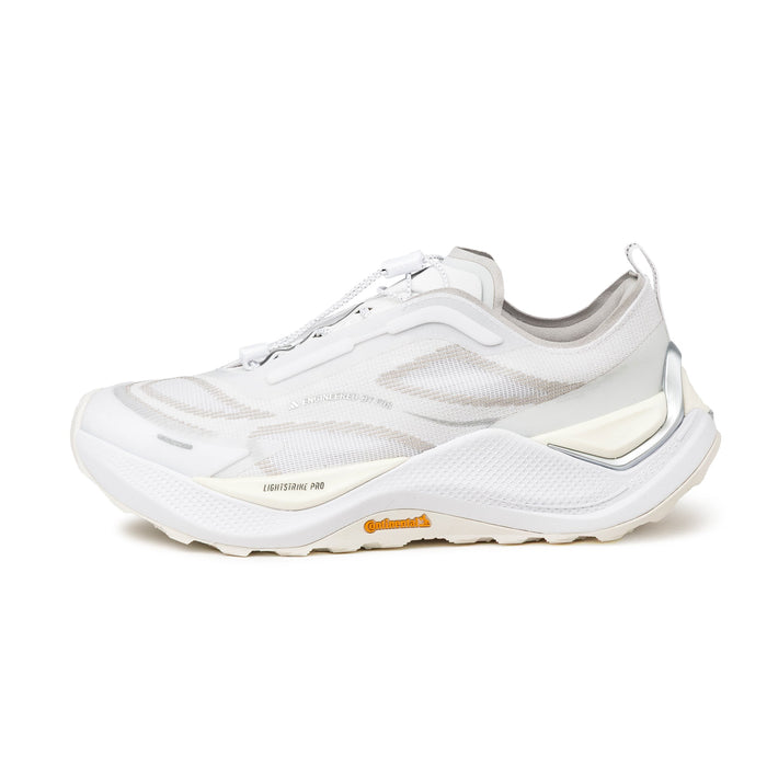 Adidas	Holo Peak