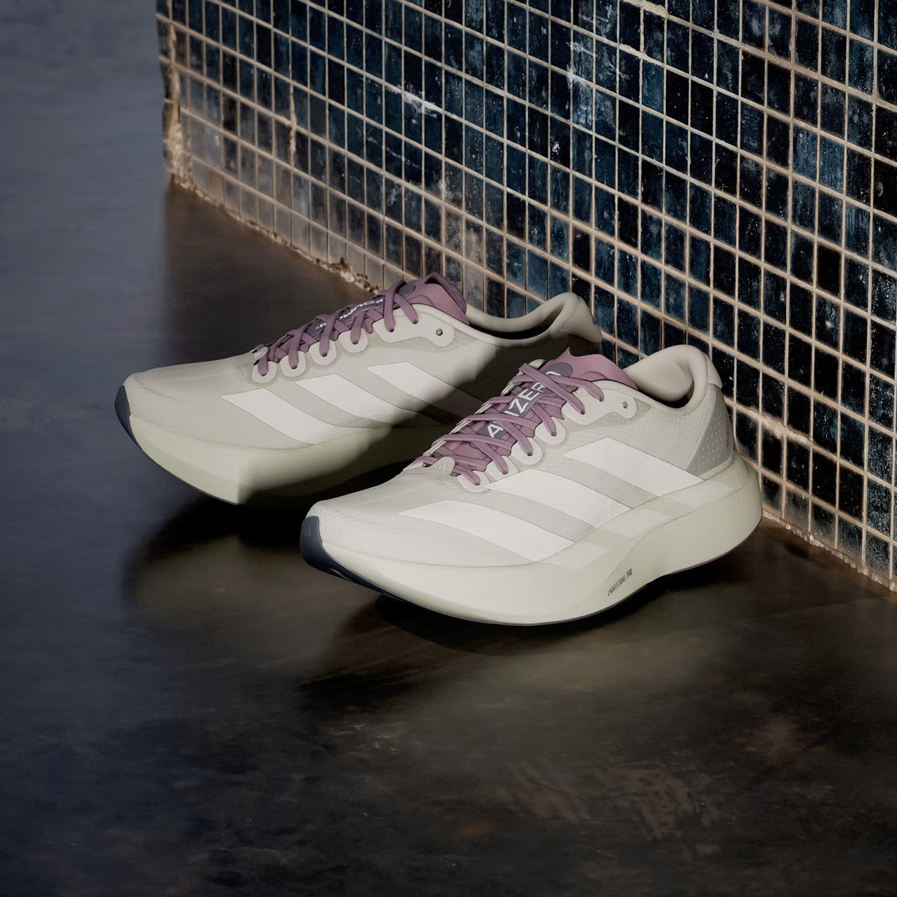 adidas Women Adizero EVO SL Woven H.K. Putty Grey Alumina Shadow